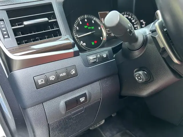 Lexus Lexus LX 570 Premium Deluxe Edition