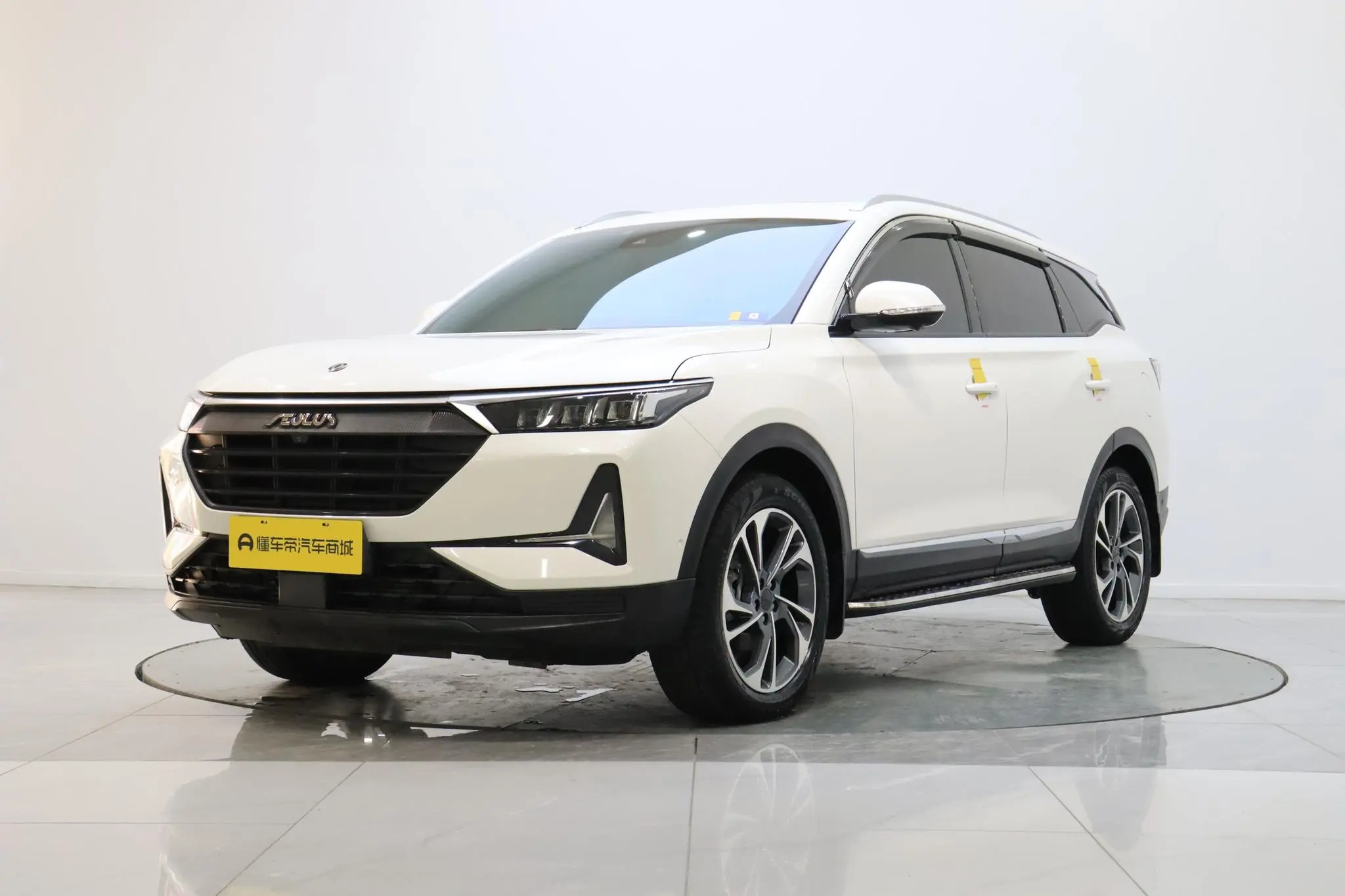 Dongfeng Fengshen Dongfeng Fengshen AX7 PRO 1.6T Automatic Glory Edition