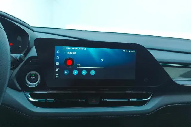 Wuling Capgemini Victory Facelift 280T CVT flagship model