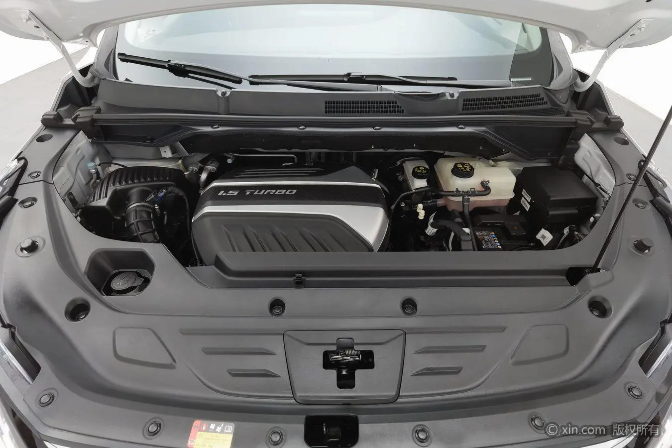 Maxus Chase G50 PLUS 1.5T automatic cruise version