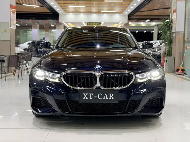 BMW BMW 3 Series Facelift 325Li M sports suit