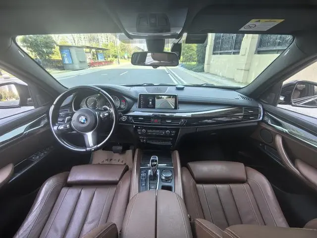 BMW BMW X6 xDrive35i M Sports Luxury