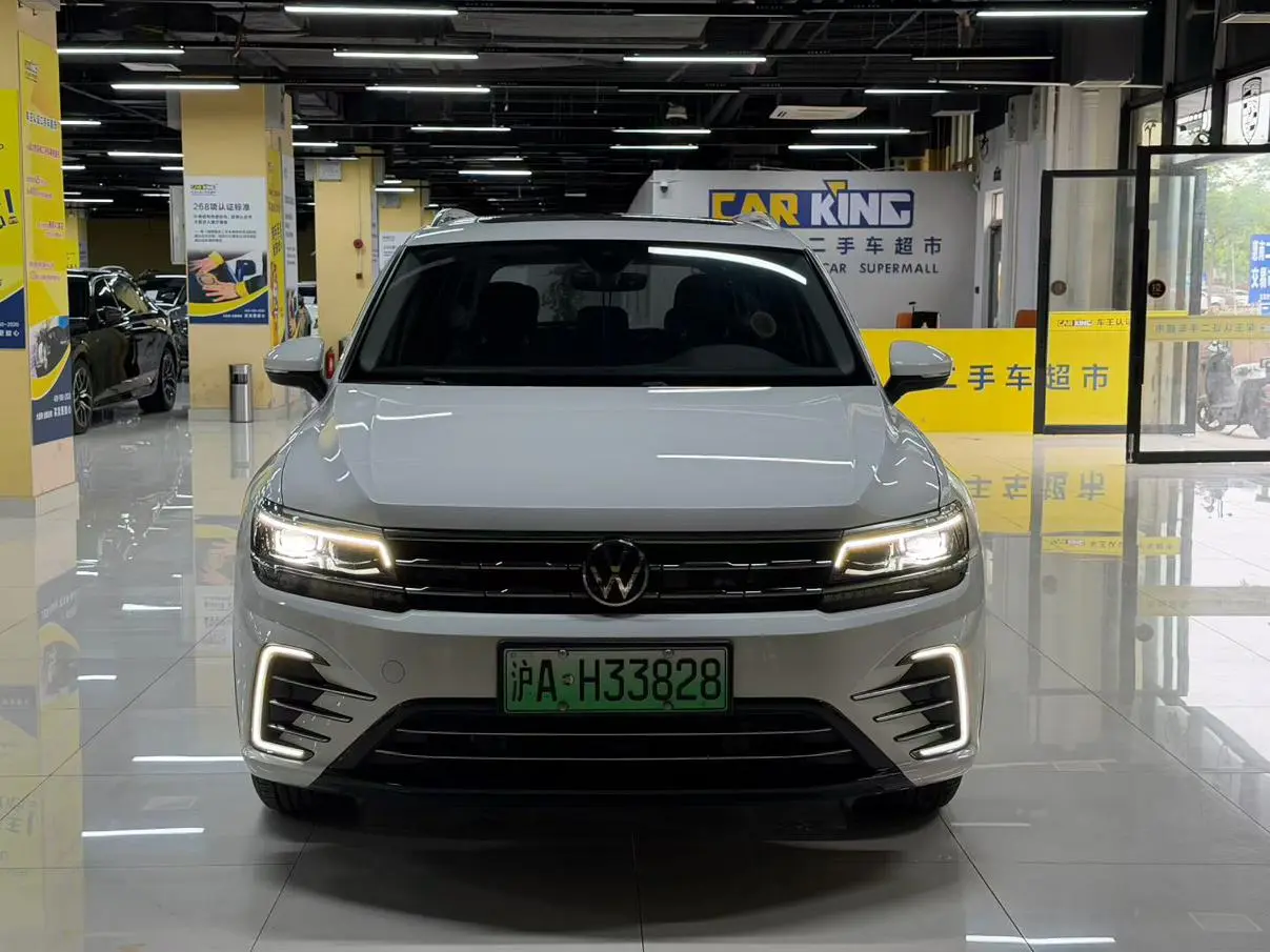 Volkswagen Tiguan L PHEV 1.4T plug-in hybrid Premium Edition