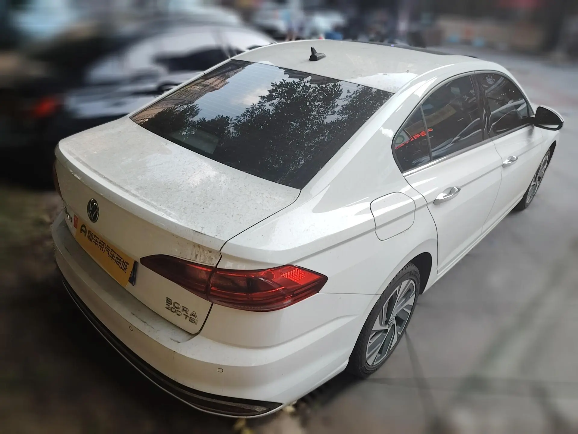 Volkswagen Bora 200TSI DSG Smart Edition