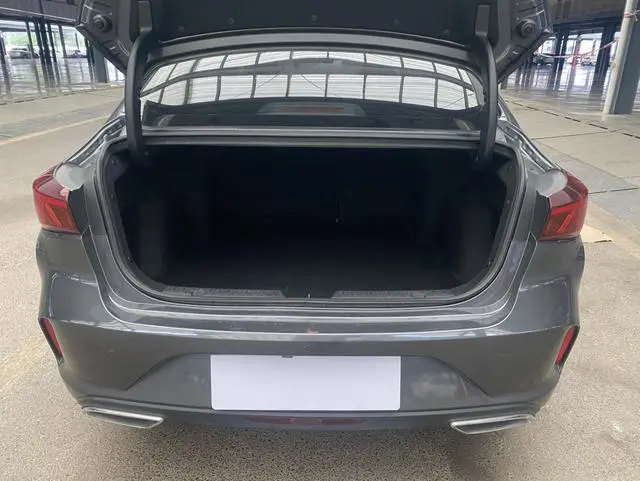 Changan Yidong PLUS Blue Whale NE 1.4T GDI DCT Flagship