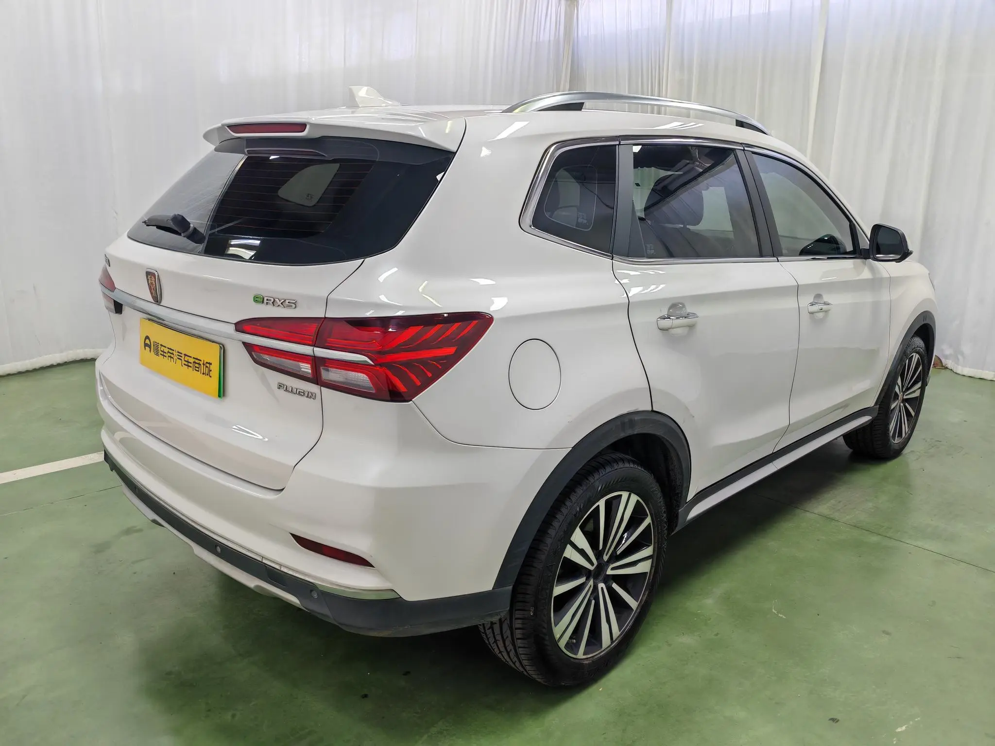 Roewe Roewe eRX5 50T Hybrid Interconnection Premium Ultimate Edition