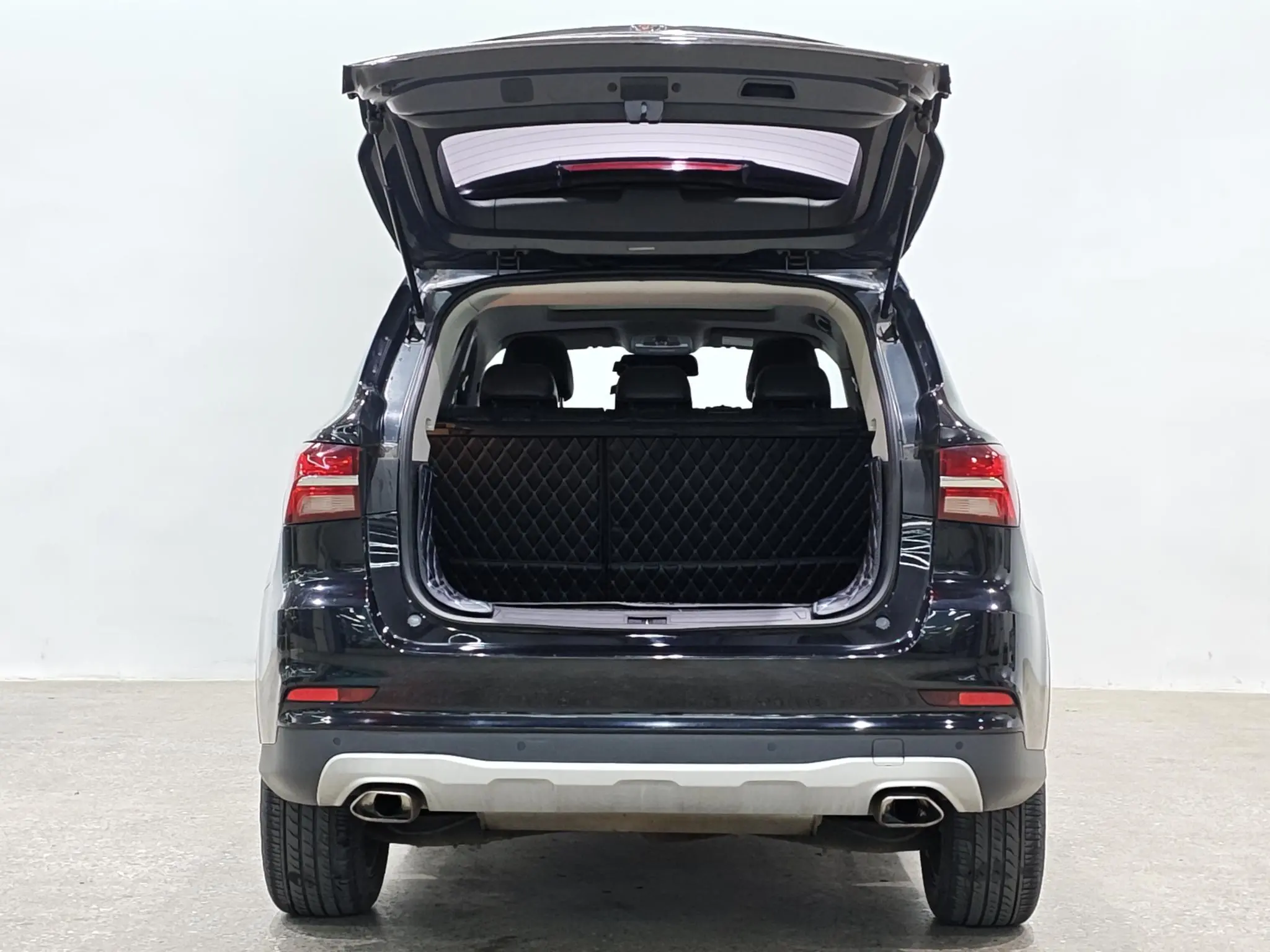 Roewe Roewe RX5 20T two-wheel drive automatic transmission smart networking Platinum edition