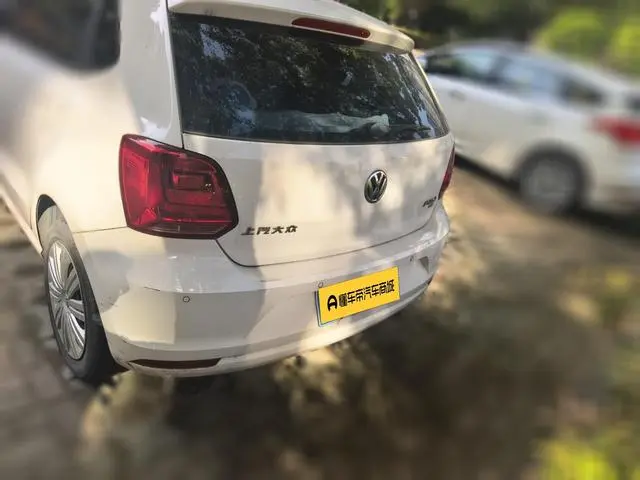 Volkswagen Polo 1.6L automatic comfort type