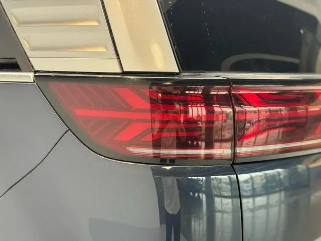 Denza Denza D9 EV 600 four-wheel drive flagship