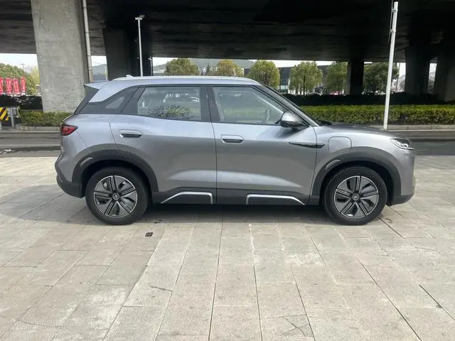 BYD Yuan UP 401KM beyond type