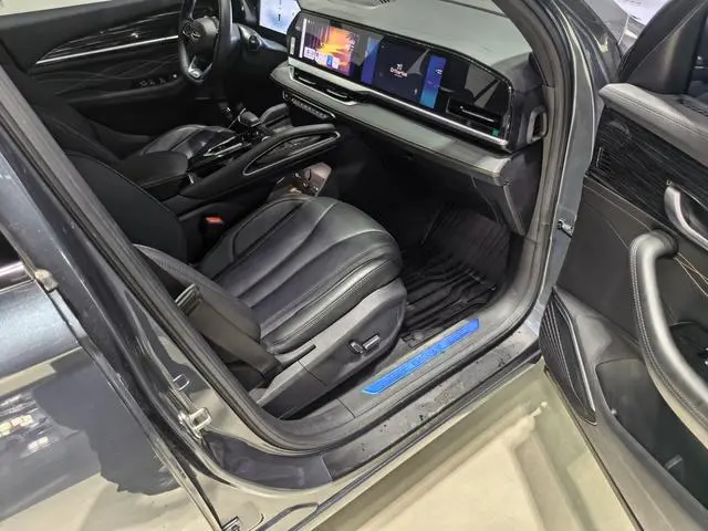 Geely Xingyue L 2.0TD DCT EVO two-wheel drive long wind version