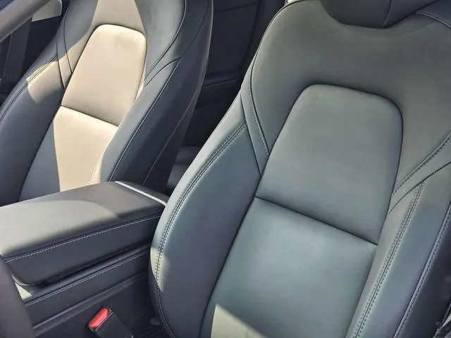 Tesla Model Y Facelifted rear-wheel drive version