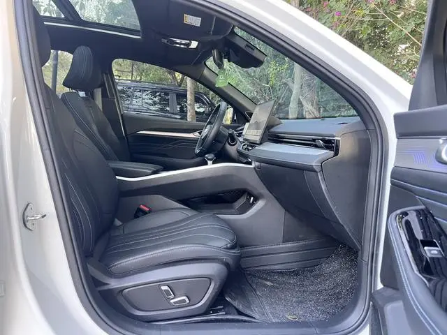 Geely Xingrui 1.5T Dongfang Yao Kunlun Edition