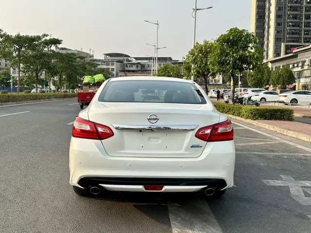 Nissan Teana 2.0L XE Fashion Edition