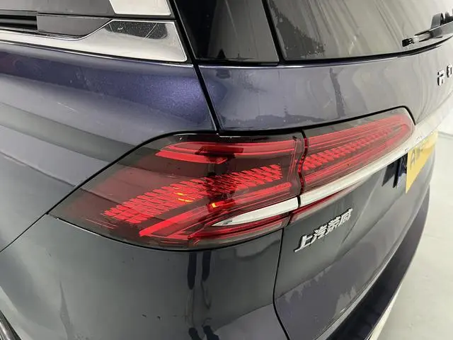 Roewe Roewe iMAX8 400TGI Supreme Series Premium Edition
