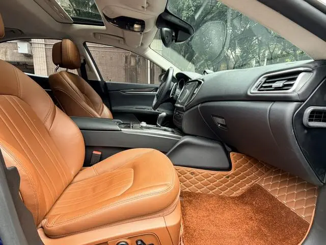 Maserati Ghibli 3.0T Standard Edition