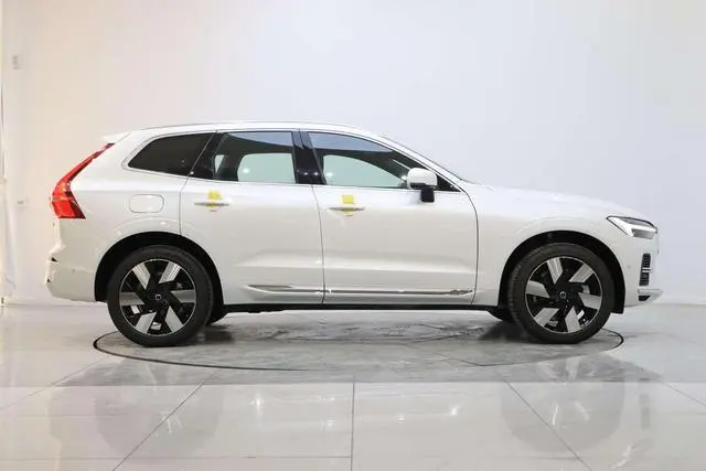 Volvo Volvo XC60 PHEV T8 four-wheel drive long battery life Zhiyuan Deluxe Edition
