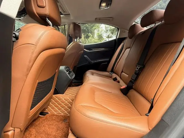 Maserati Ghibli 3.0T Standard Edition