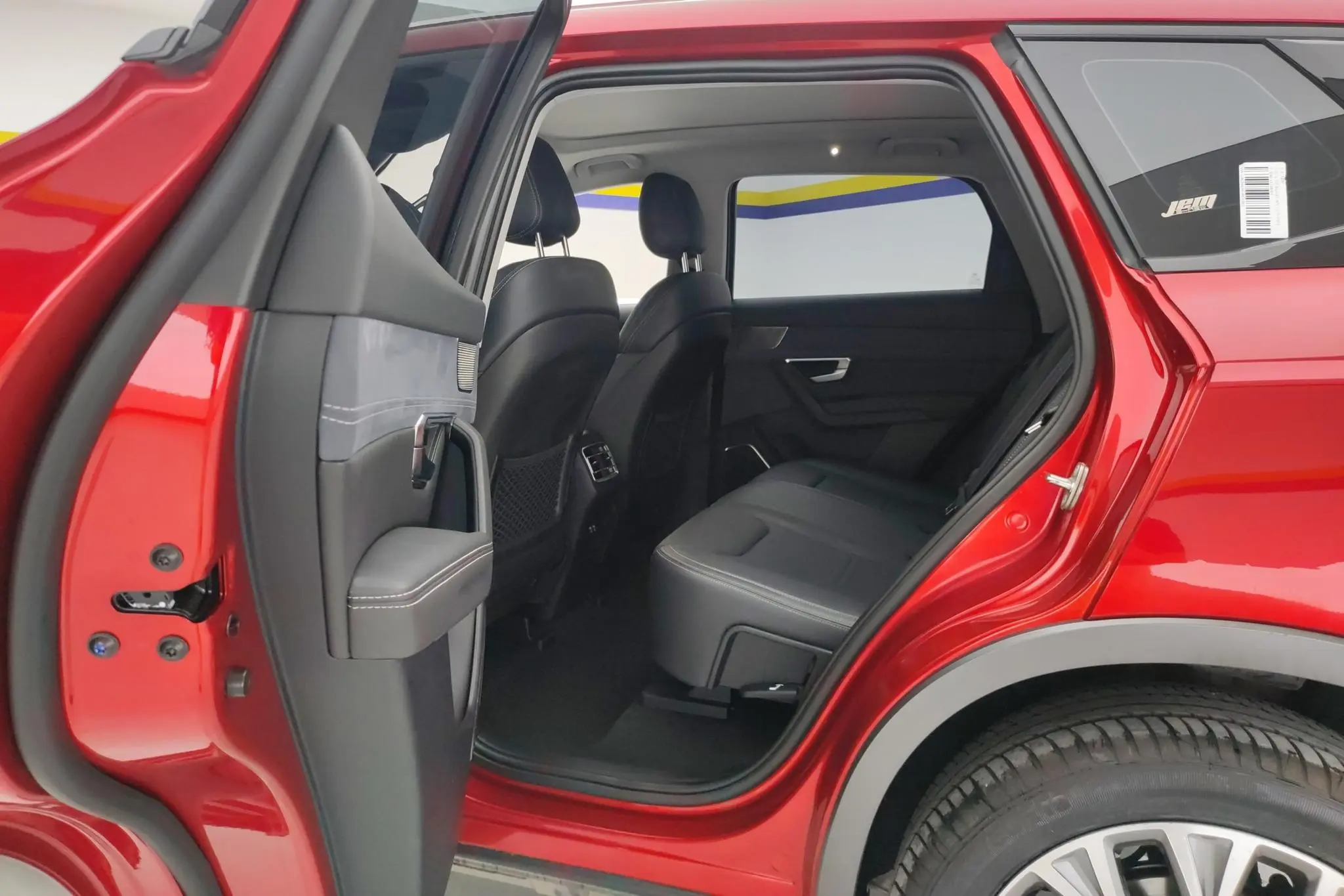 BYD Song Pro DM DM 1.5T four-wheel drive performance version flagship model