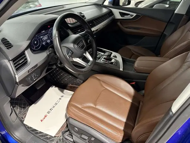 Audi Audi Q7 40 TFSI S line sporty