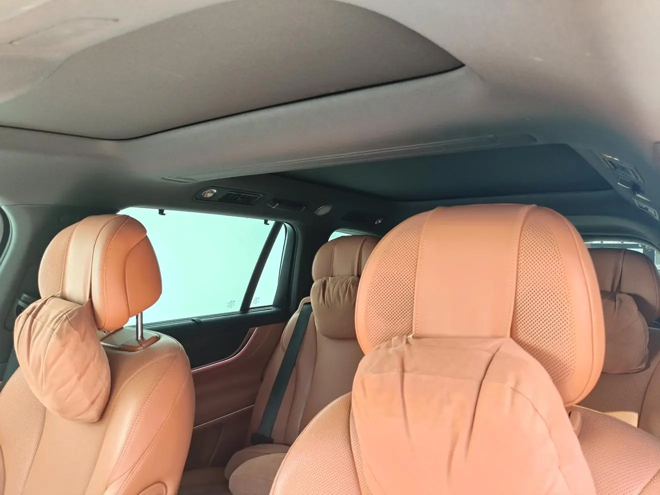 AITO Ask the world M9 Extended range Ultra six-seater version