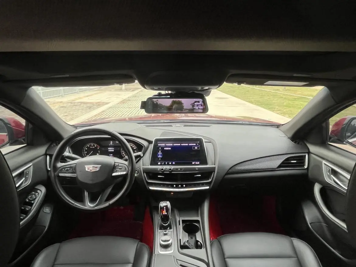 Cadillac Cadillac CT5 28T fashion type