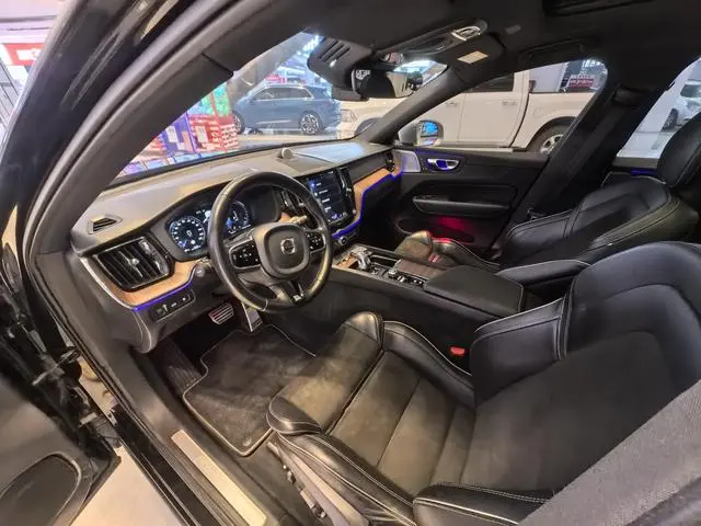 Volvo Volvo XC60 PHEV T8 E-drive hybrid Zhiya Sports Edition Country VI