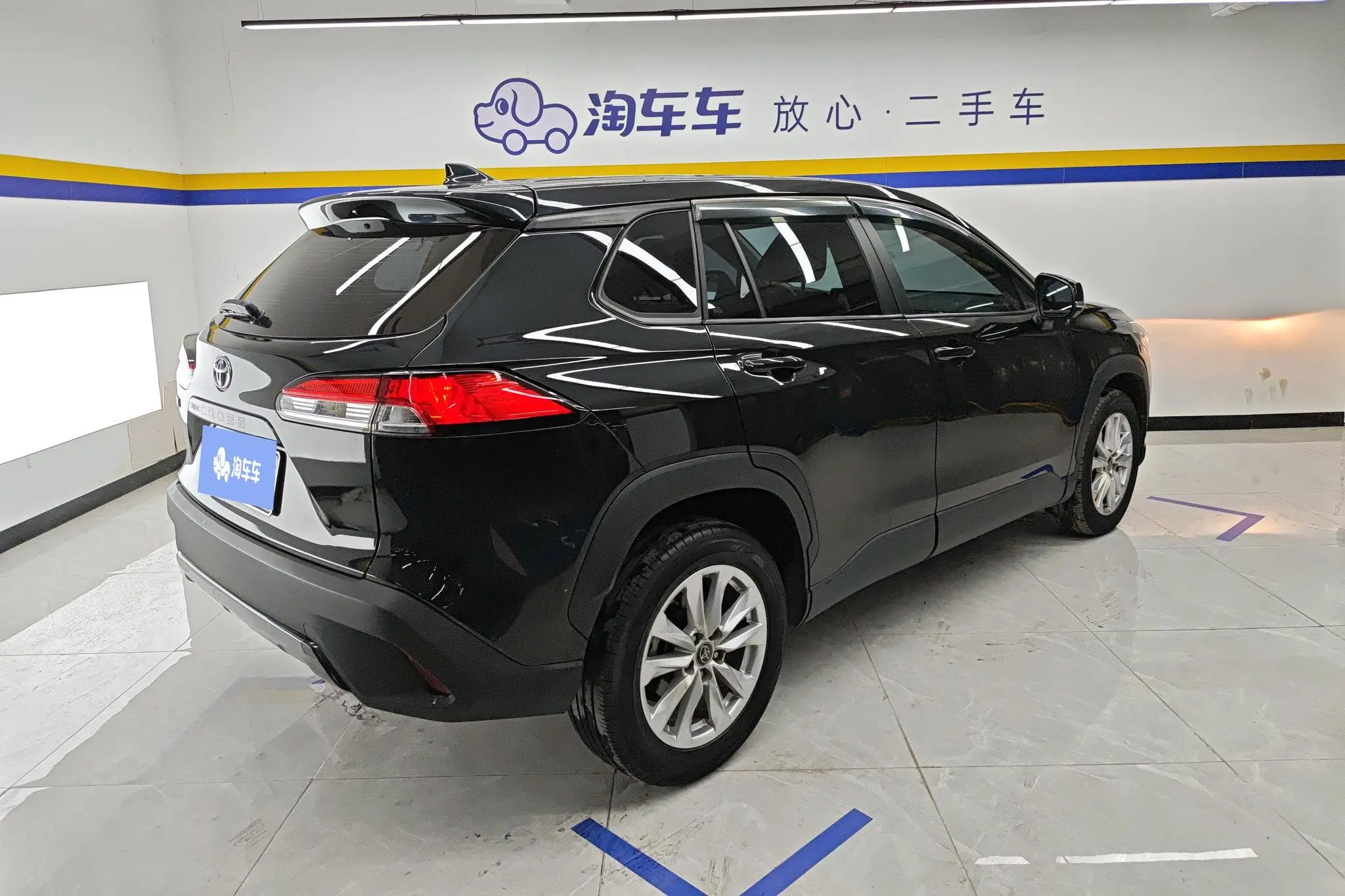 TOYOTA Corolla Sharp amplifier 2.0L Pioneer Edition