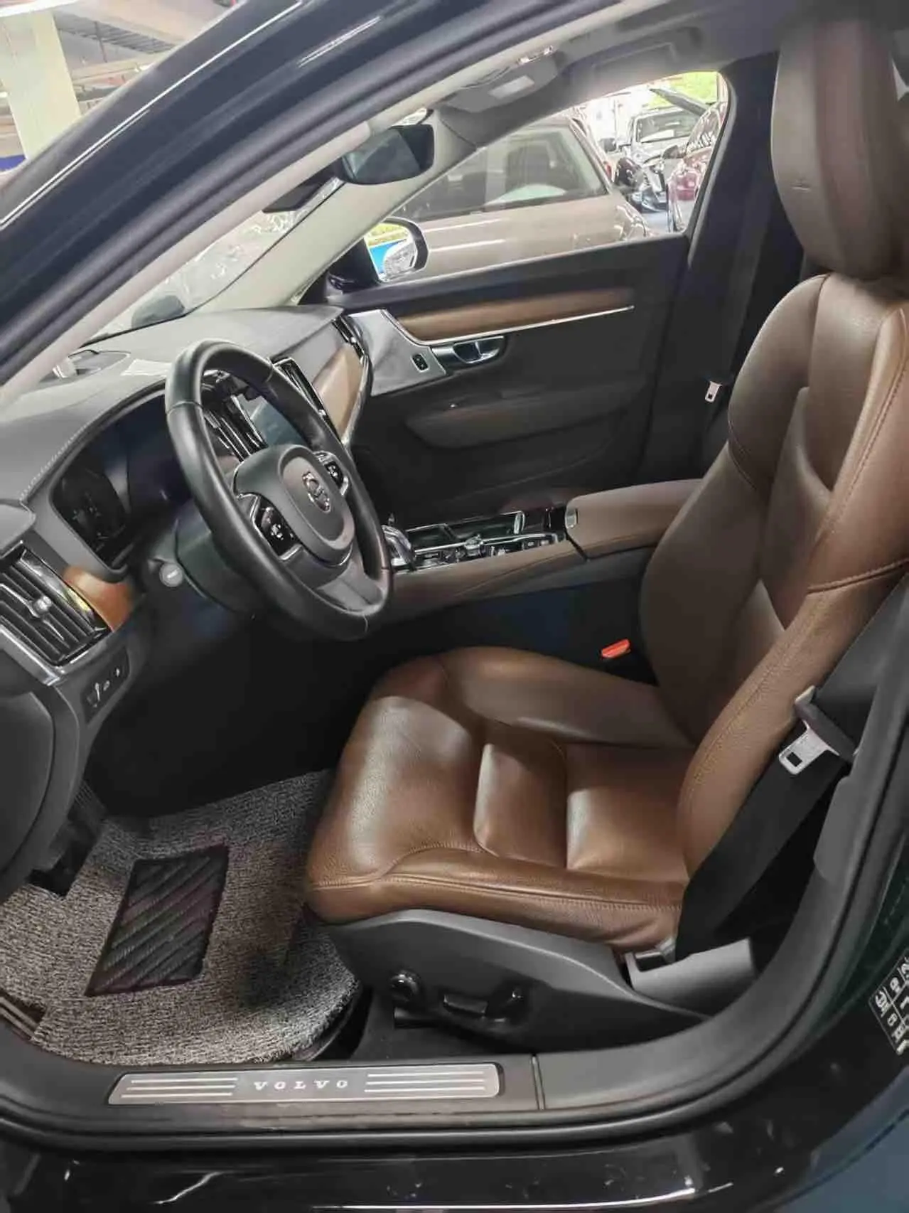 Volvo Volvo S90 PHEV T8 E-drive hybrid Zhiya Edition Country V