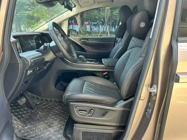 GAC Trumpchi M8 Master Series 2.0 TGDI Premium Edition