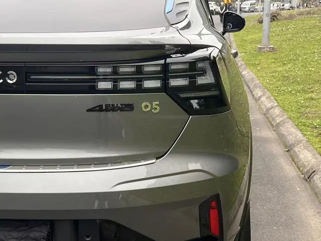 LYNK & CO Lynk 05 2.0TD two-wheel drive Halo