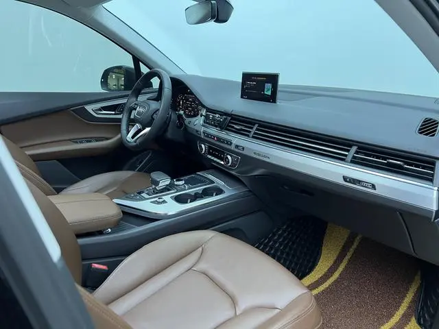 Audi Audi Q7 45 TFSI S line sporty