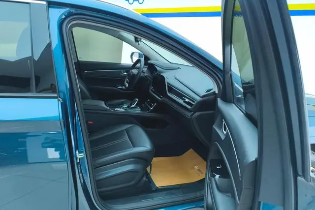 Wuling Capgemini Victory Facelift 280T CVT flagship model