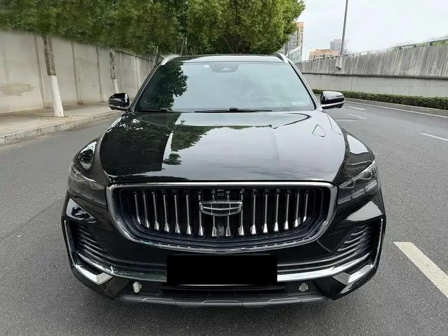 Geely Xingyue L 2.0TD high-power automatic two-wheel drive Skyrim version