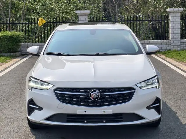 Buick Regal 552T luxury