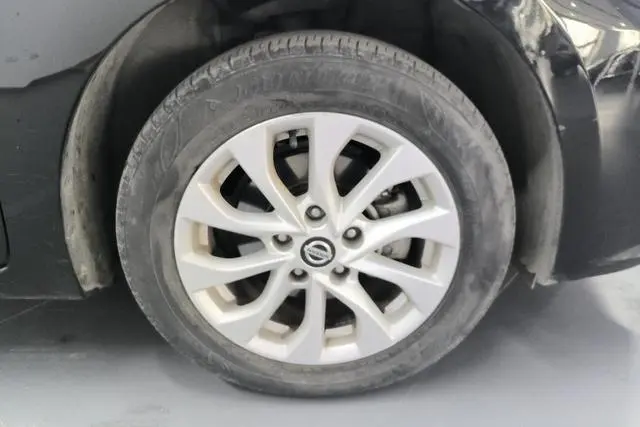 Nissan Xuan Yi Classic 1.6 XL CVT Deluxe Edition