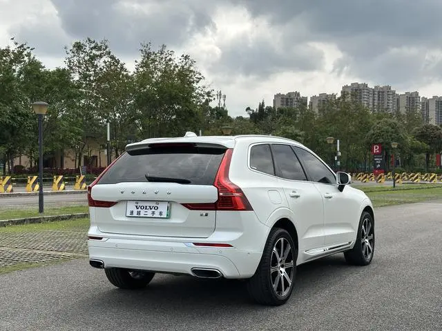 Volvo Volvo XC60 PHEV T8 E-drive Hybrid Zhizun Deluxe Edition Country V