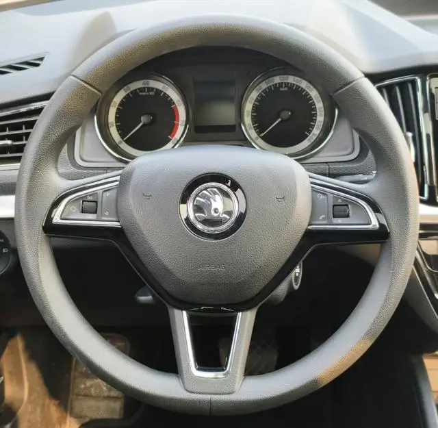 Skoda Komick 1.5L automatic comfort version Country V