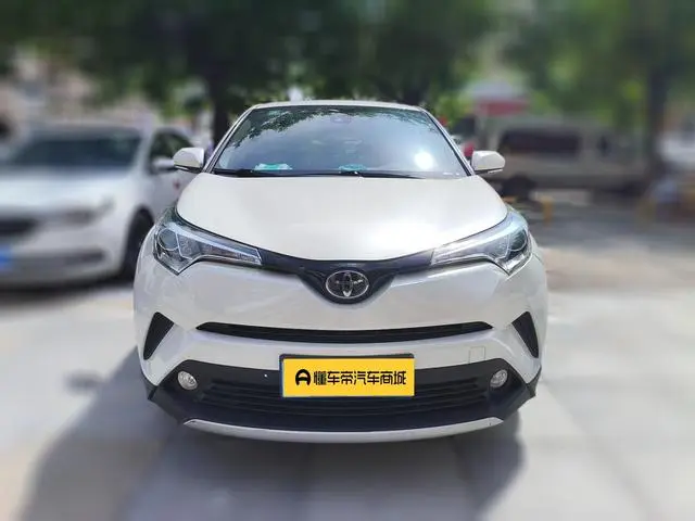 TOYOTA IZOA 2.0L Yichi Sunroof Version