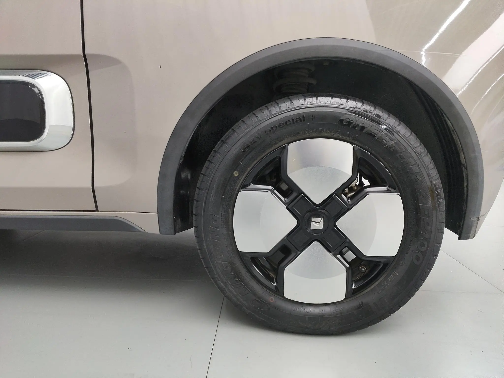 Baojun Baojun KiWi EV Smart luxury version of ternary lithium