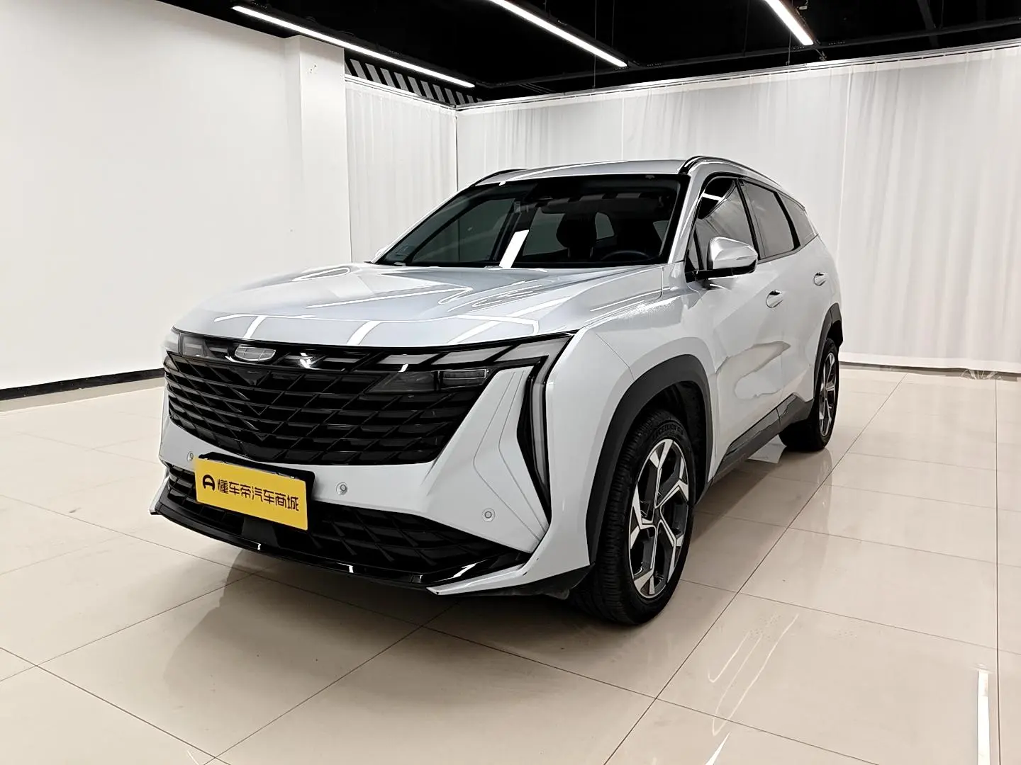 Geely Boyue L 1.5TD DCT Glory Edition