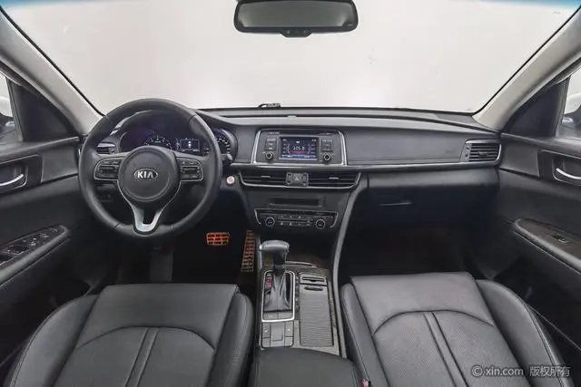 Kia Kia K5 2.0L automatic LUX