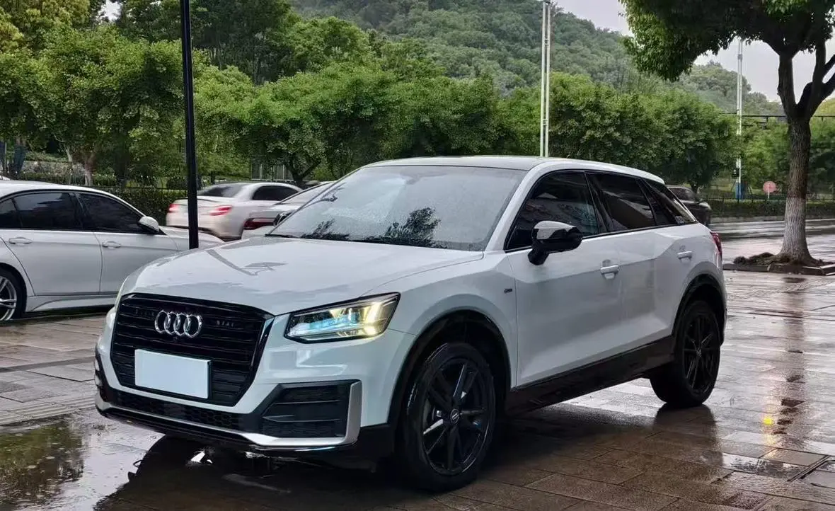 Audi Audi Q2L 35TFSI listing Exclusive Edition Country VI