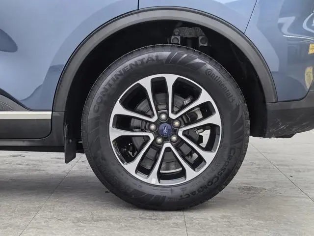 Ford Ruiji EcoBoost 245 two-wheel drive leisure model