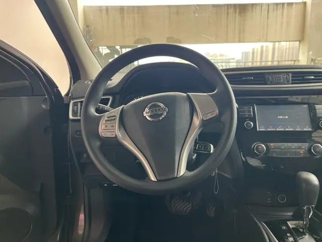 Nissan Qashqai 2.0L CVT Elite Edition Country V