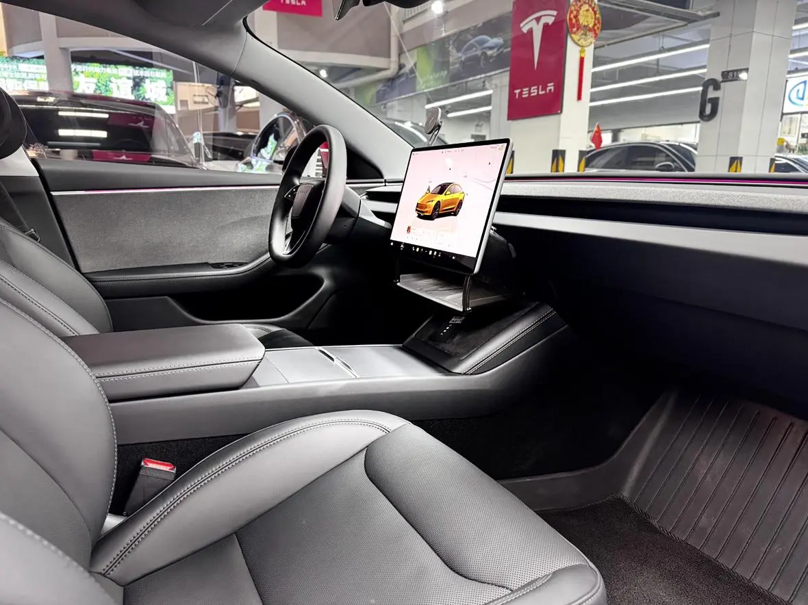 Tesla Model 3 Rear-wheel drive version