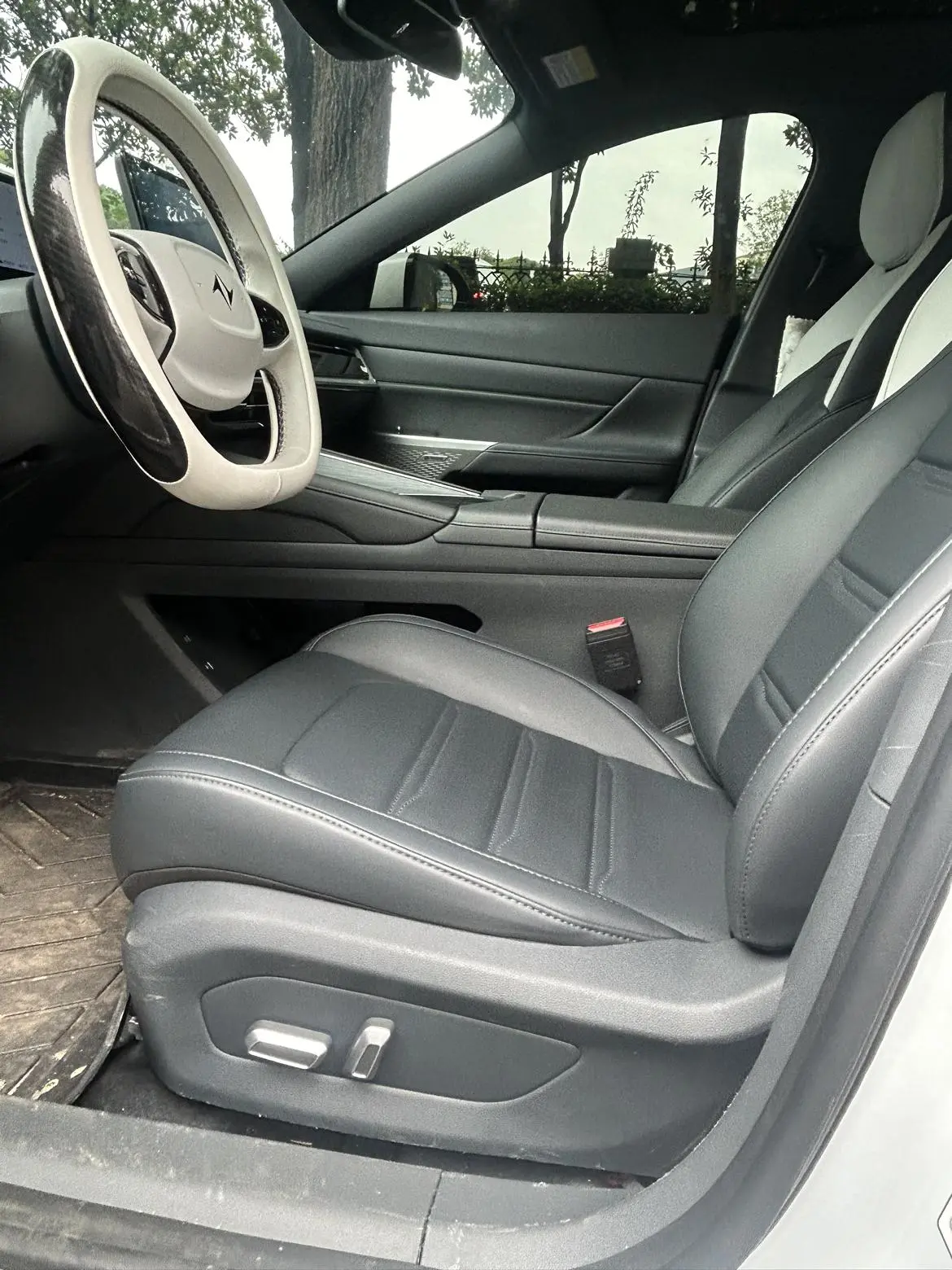 Dongfeng eπ eπ007 Extended range 200 Ruyi Edition
