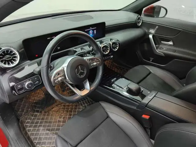 Mercedes-Benz Mercedes-Benz A-class A 200 L sports sedan fashion Version
