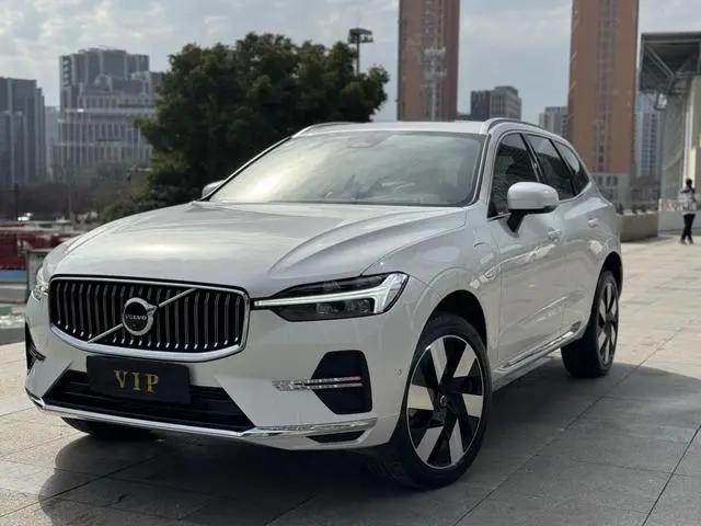 Volvo Volvo XC60 PHEV T8 four-wheel drive long battery life Zhiya Deluxe Edition