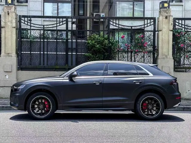 Audi Audi Q8 45 TFSI luxury Elegant Type